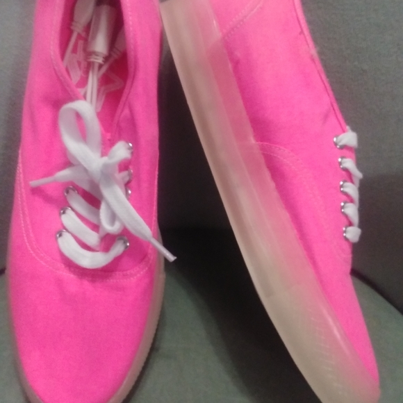 Fun running shoes - Picture 2 of 2